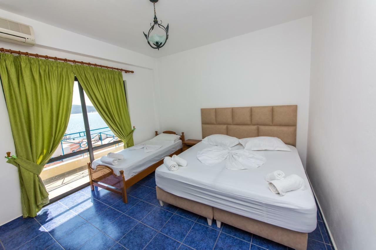 Blue Heaven Hotel Sarandë Exterior foto